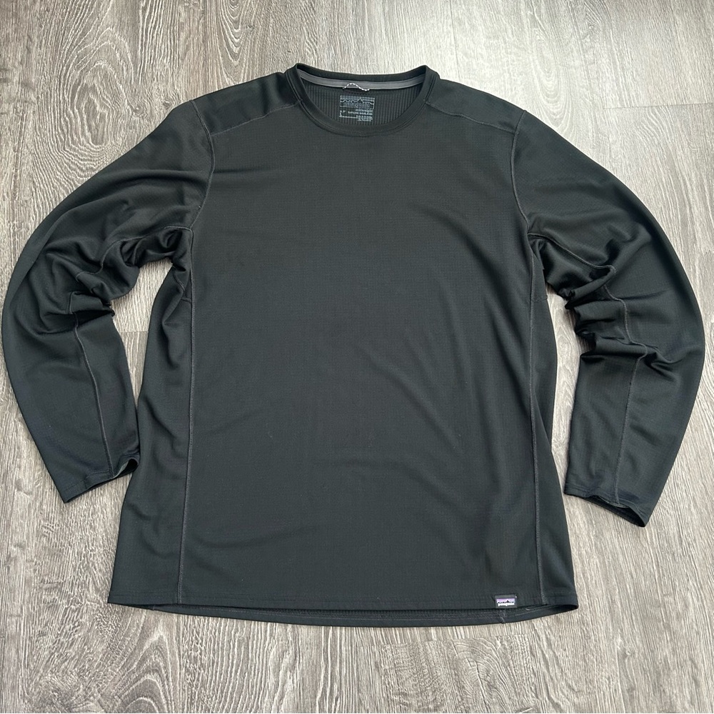 Patagonia Men’s Midweight capilene baselayer Long-Sleeve Crew neck pullover